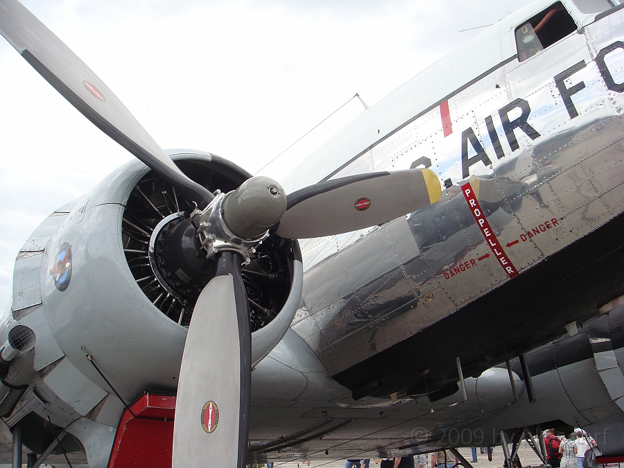 Willow Run Airshow [2009 July 18] 063.JPG - Scenes from the Thunder Over Michigan Air Show at Willow Run Airport